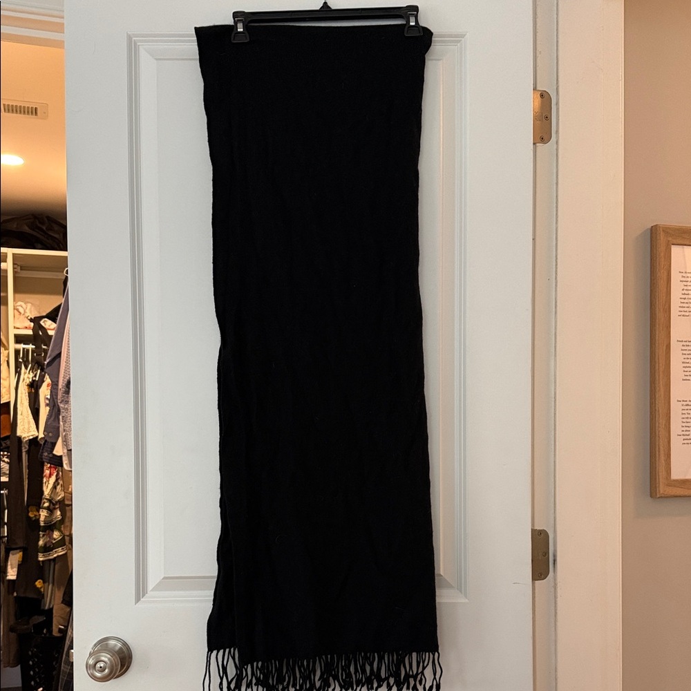 Black Cashmere Wrap with Fringed Hem. 2’x7’